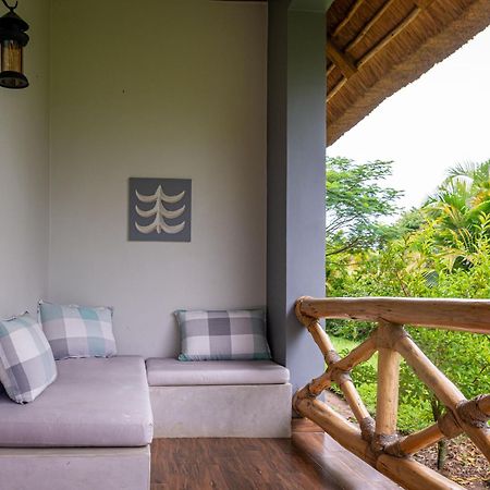 Emburara Farm Lodge Mbarara Exterior foto