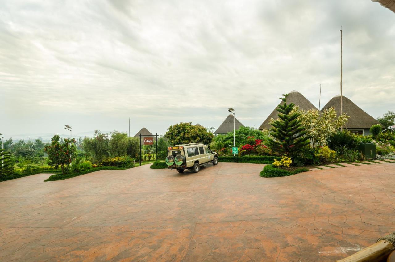 Emburara Farm Lodge Mbarara Exterior foto