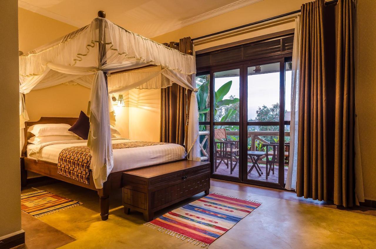 Emburara Farm Lodge Mbarara Exterior foto