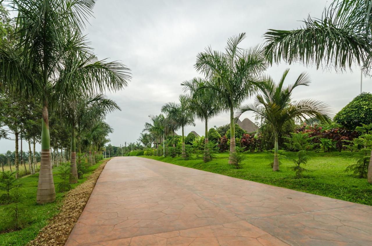 Emburara Farm Lodge Mbarara Exterior foto